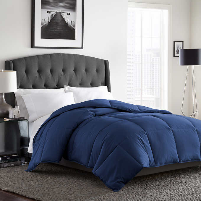  Costco clearance item - True Luxury Down Alternative Comforter 
