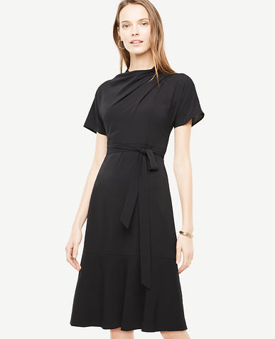 Women's Petite Dresses for All Occasions | ANN TAYLOR